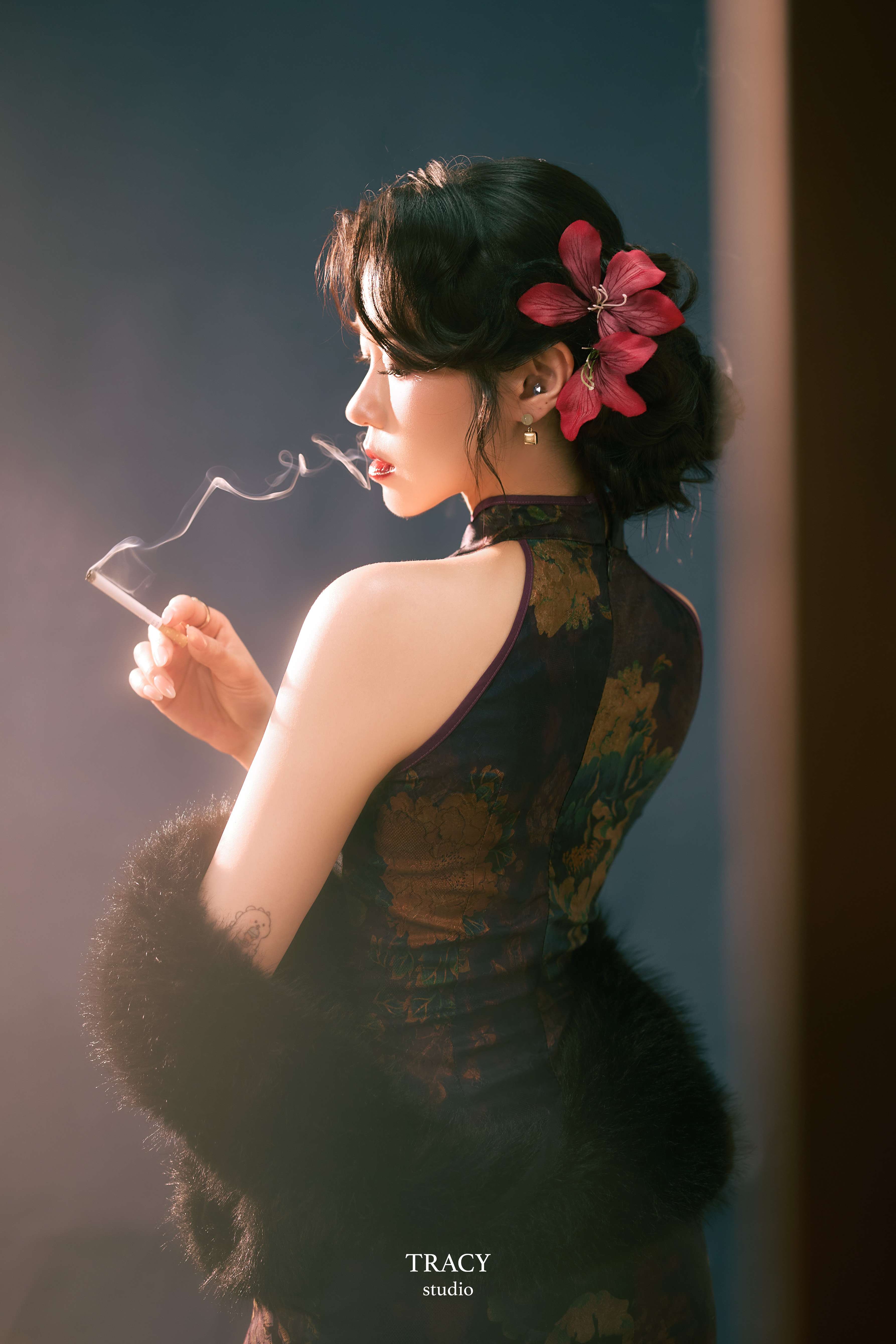 frontend/img/gallery/concept-cool-ngau-slay/tracy-studio-chup-hong-kong-vibe (7).jpg